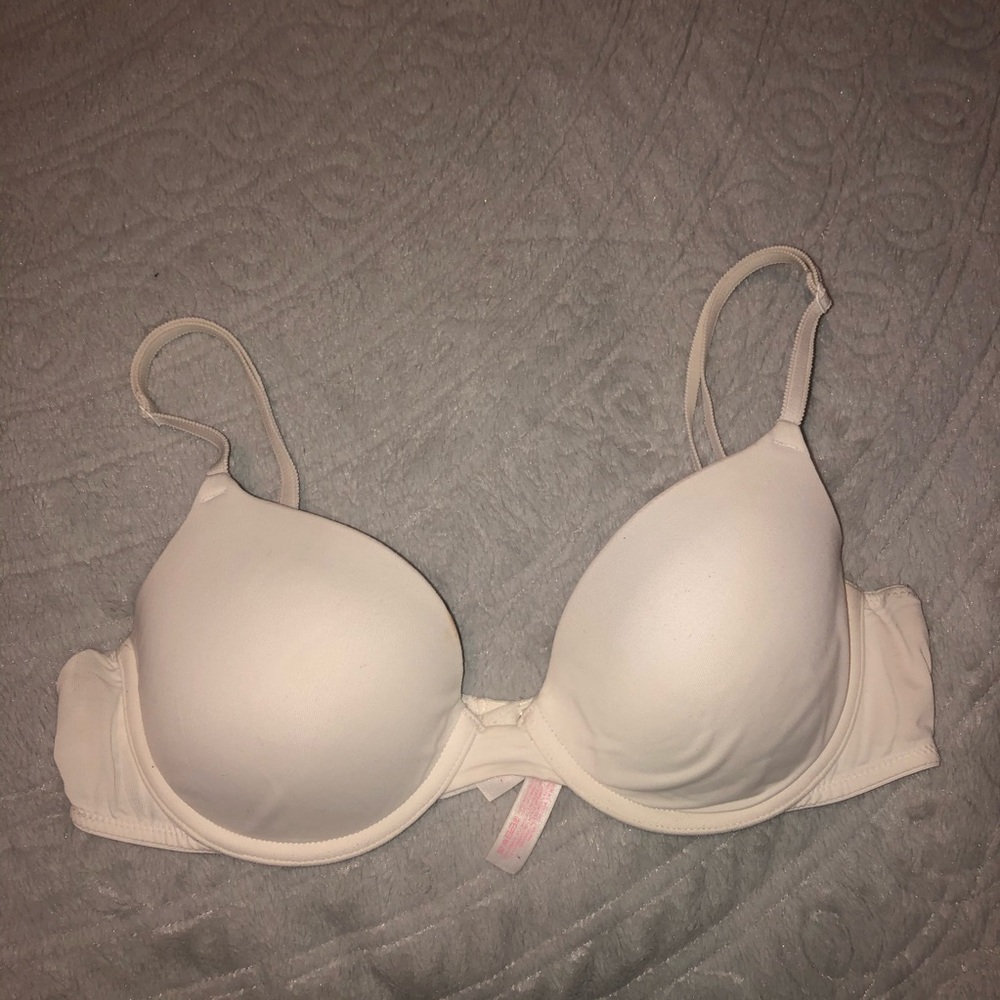 Pink Victoria’s Secret white bra 34C